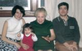 thumbs/1971.02_[06]roger_meme_mychou_eliane.png.jpg